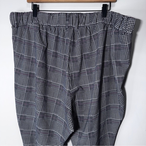 Torrid Houndstooth Cigarette Pant Cropped Size 3x Missing Belt - Picture 9 of 13